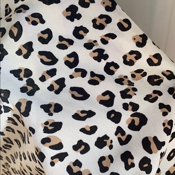 Zac and Rachel Cheetah print high low blouse - Picture 5 of 8